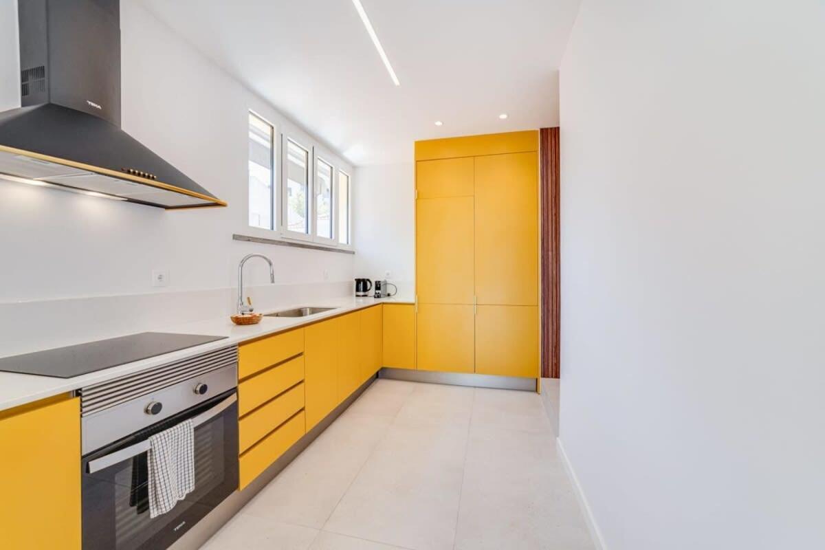 Cozy Coastal Getaway 3Br Apartment In אסטוריל מראה חיצוני תמונה